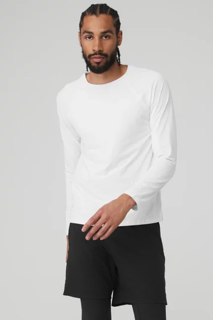 Idol Long Sleeve Performance Tee