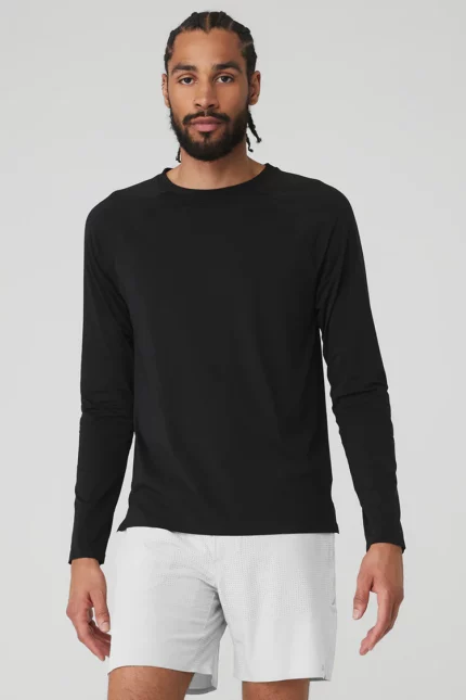 Idol Long Sleeve Performance Tee