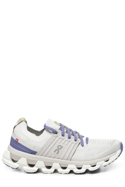 On Running Cloudswift 3 Lace-Up Sneakers