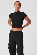 Wellness Rib Mock Neck Polished Short Sleeve